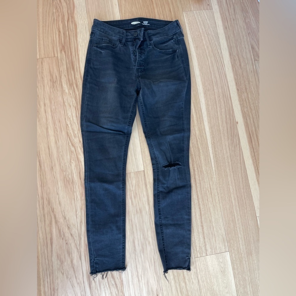 Old Navy Rockstar Skinny Jeans Ripped Knee Black Wash - Picture 8 of 9